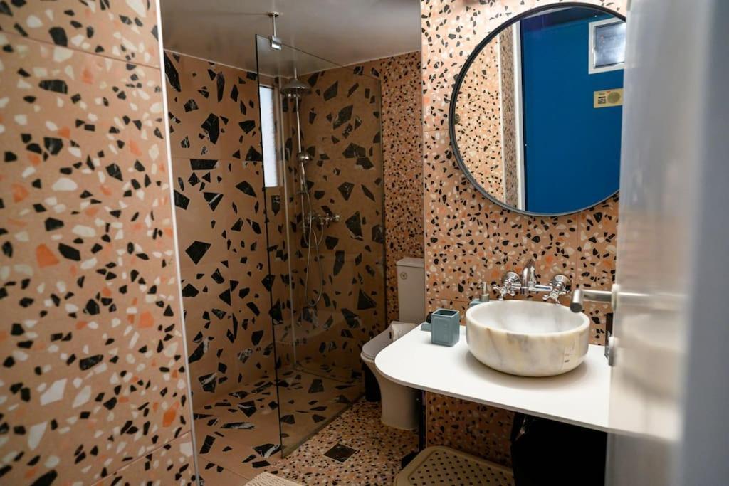 Bluexenia 1 Bedroom Retro Luxury Atena Exterior foto